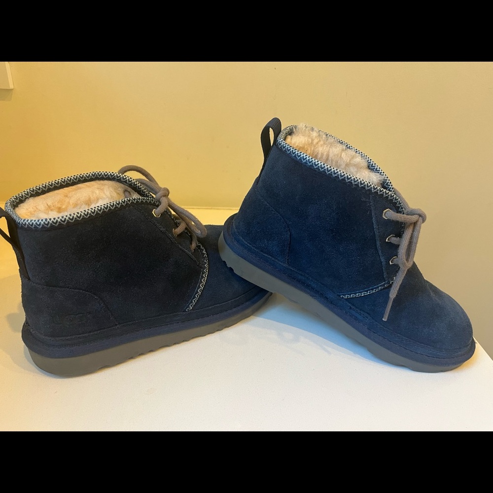 Kids Ugg Winter Lace Up Boots Size 4